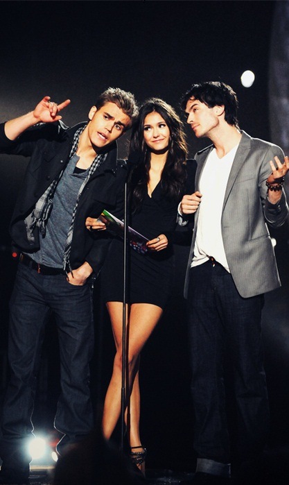 Nina Dobrev фотография #17