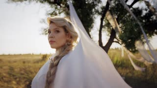 Zventa Sventana (Тина Кузнецова) - Сухотушка (Премьера клипа 2019)