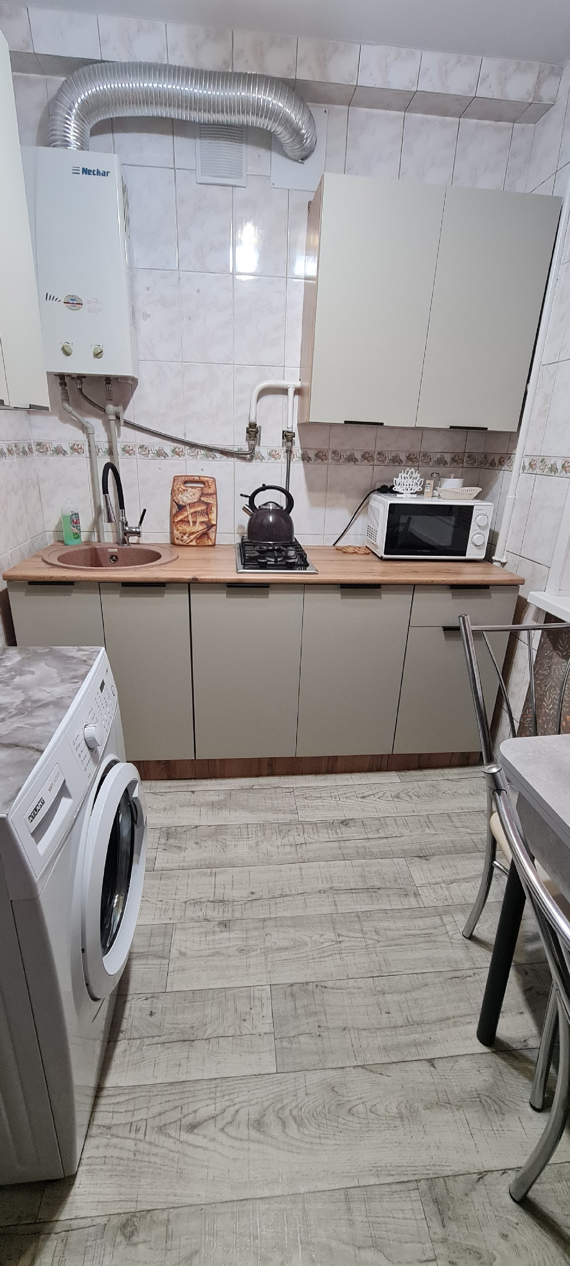 Посуточно 1-но комнатная квартира в районе Торгового центра +79591245605